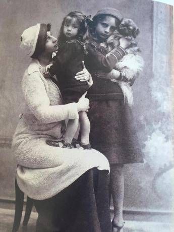 Libri: Costanza Afan de Rivera, mia madre Giulia Florio 'Ultima leonessa' Libri: Costanza Afan de Rivera, mia madre Giulia Florio 'Ultima leonessa'